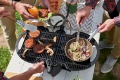 NomadiQ Draagbare Gasbarbecue - Zwart -Winkel Voor Kampeerartikelen Voor Buiten 1266 1900 c2vydmljzt1pbwfnzxmmc3jjpwh0dhbzjtnbjtjgjtjgd3d3lm5vbwfkaxfiyneuy29tjtjgd3aty29udgvudcuyrnvwbg9hzhmlmkyymdiwjtjgmtalmkzub21hzglxlw1lzxitzgfulwvlbi1iyneuanbnjmn