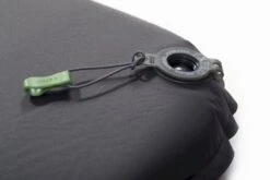 Exped SIM Comfort Duo 7.5 Zelfopblazende Slaapmat -Winkel Voor Kampeerartikelen Voor Buiten 1267 1900 6183 sim comfort valve in close 5472x3648 3