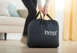 Intex Supreme Air Flow Luchtbed - Eenpersoons - Ingebouwde Elektrische Pomp -Winkel Voor Kampeerartikelen Voor Buiten 1320 1900 64488 inuse2 2020 300